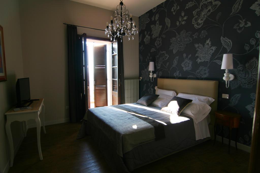 La Rocca Guest House&Spa Montefalco Habitación foto