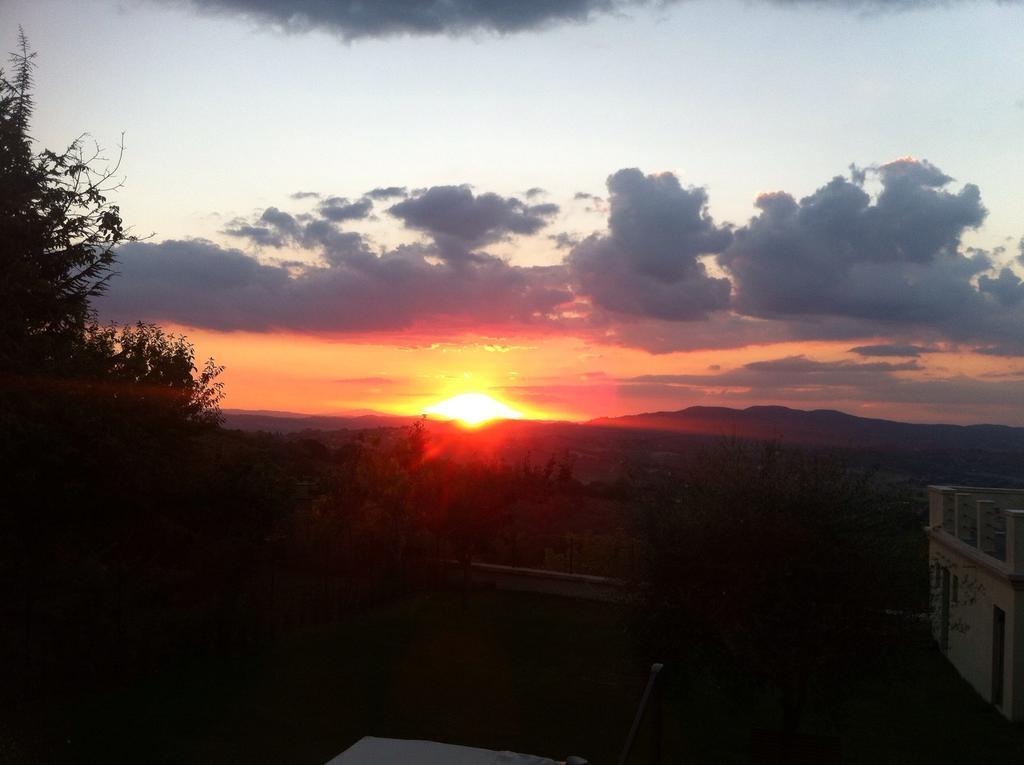 La Rocca Guest House&Spa Montefalco Exterior foto