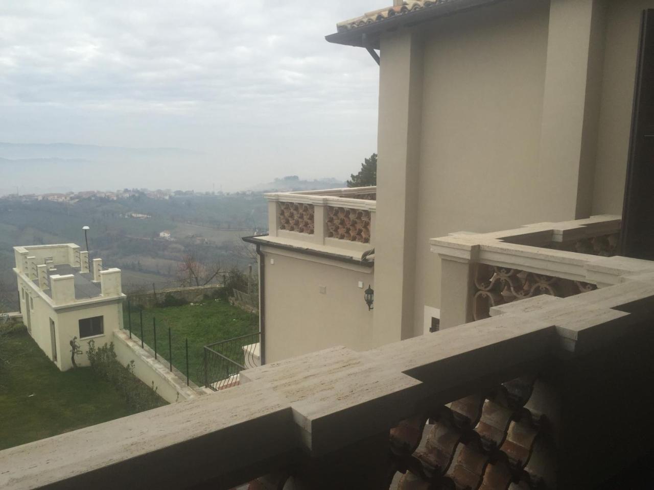 La Rocca Guest House&Spa Montefalco Exterior foto